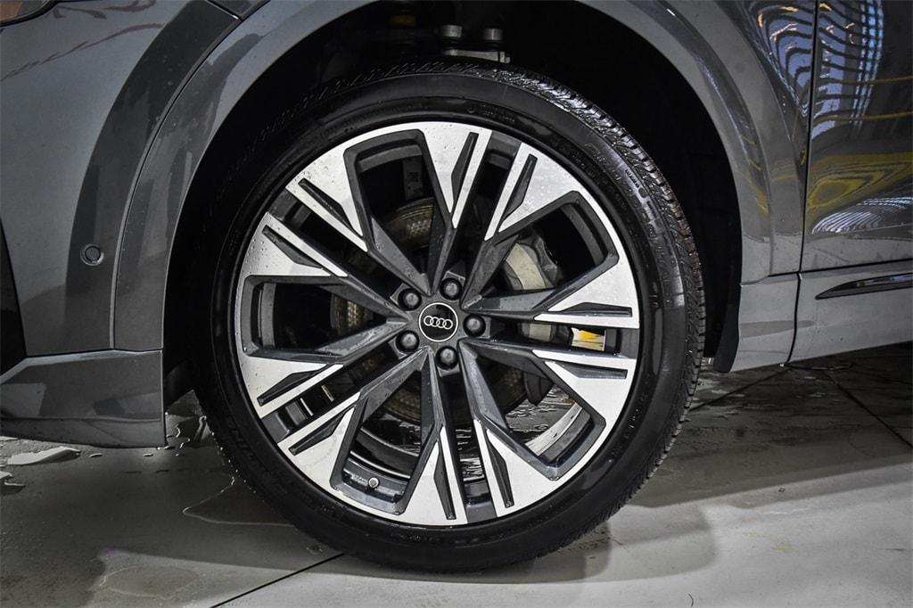 new 2025 Audi Q8 car, priced at $87,400