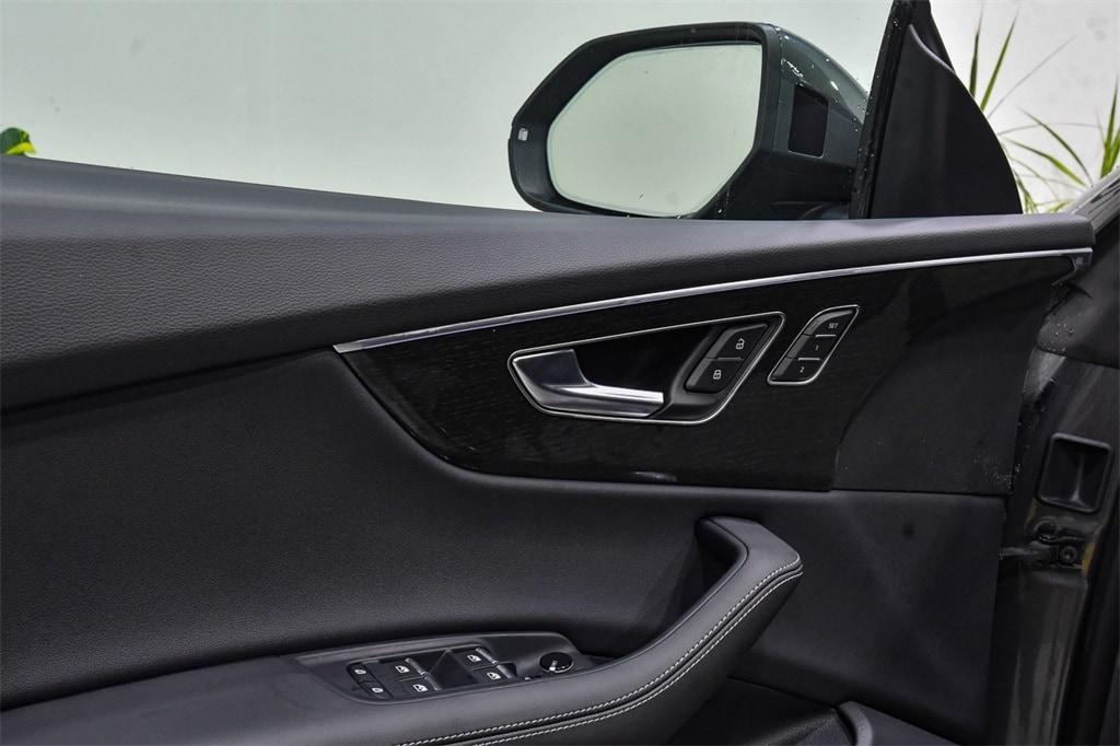 new 2025 Audi Q8 car, priced at $87,400