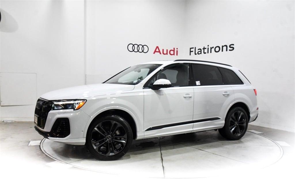 new 2025 Audi Q7 car, priced at $78,615