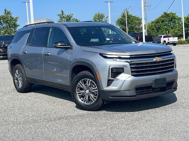 used 2024 Chevrolet Traverse car
