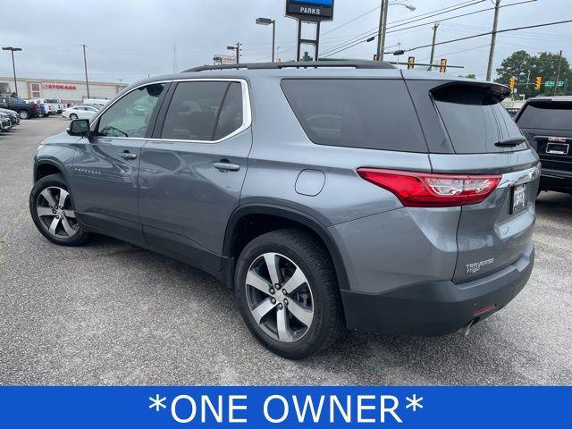 used 2021 Chevrolet Traverse car, priced at $24,000