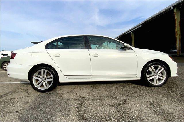 used 2017 Volkswagen Jetta car, priced at $10,435