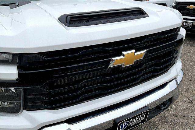 new 2025 Chevrolet Silverado 3500 car, priced at $50,168