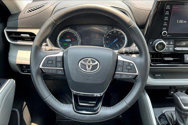 used 2021 Toyota Highlander Hybrid car, priced at $37,200