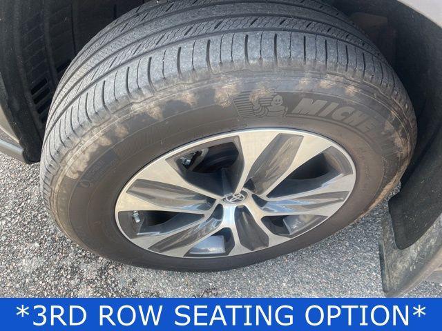 used 2023 Toyota Highlander car, priced at $40,200
