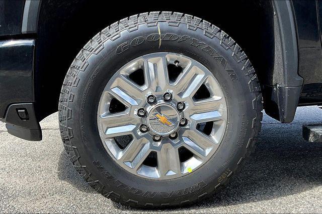 new 2025 Chevrolet Silverado 2500 car, priced at $84,195
