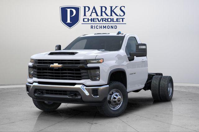 new 2025 Chevrolet Silverado 3500 car, priced at $61,733