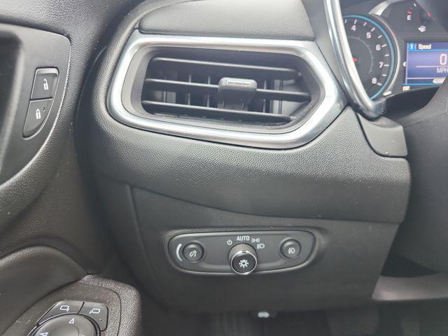 used 2021 Chevrolet Equinox car, priced at $18,500