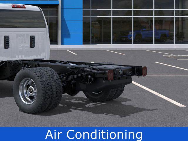 new 2025 Chevrolet Silverado 3500 car, priced at $58,951