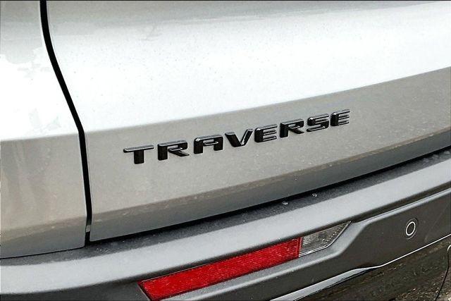 new 2025 Chevrolet Traverse car, priced at $43,030