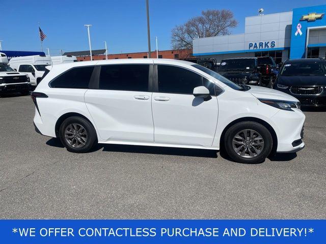 used 2023 Toyota Sienna car, priced at $37,000