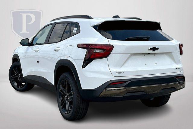 new 2025 Chevrolet Trax car, priced at $25,905
