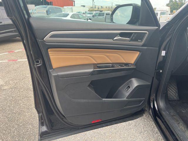 used 2020 Volkswagen Atlas Cross Sport car, priced at $27,000