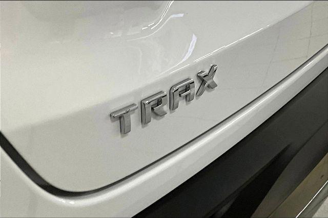 new 2025 Chevrolet Trax car, priced at $24,310