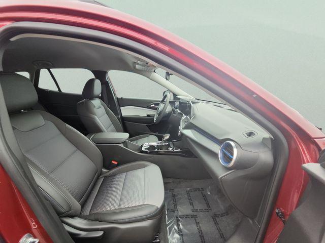 used 2025 Chevrolet Trax car, priced at $20,900