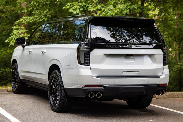 new 2025 Chevrolet Suburban car, priced at $96,660