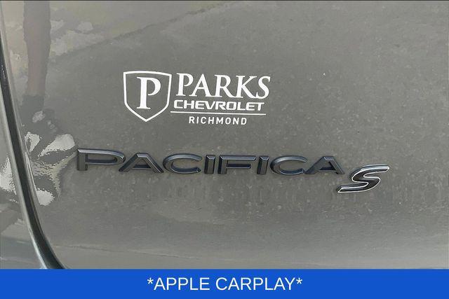 used 2022 Chrysler Pacifica Hybrid car, priced at $27,500