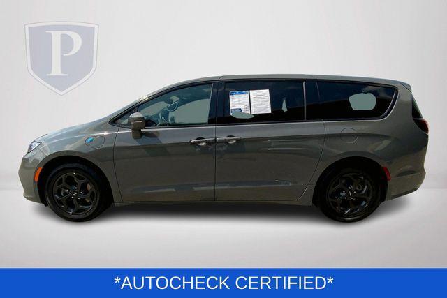 used 2022 Chrysler Pacifica Hybrid car, priced at $27,500