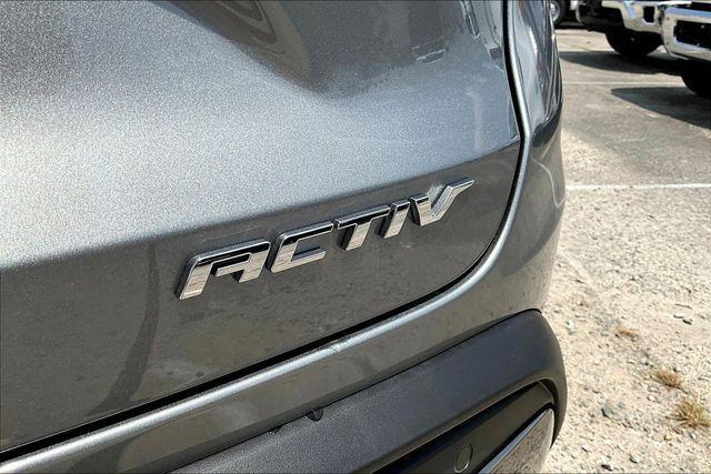 new 2025 Chevrolet Trax car, priced at $25,905