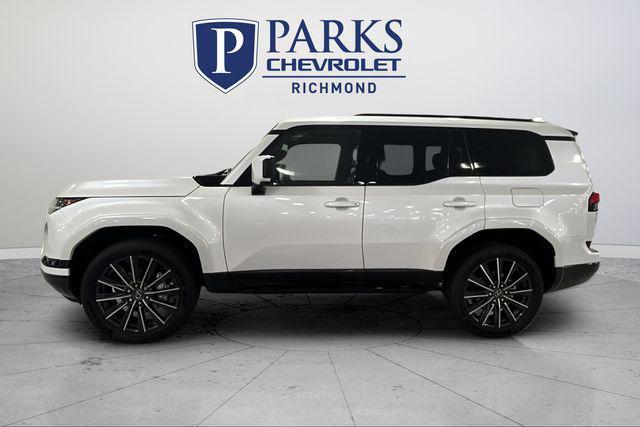 used 2025 Lexus GX 550 car, priced at $93,500