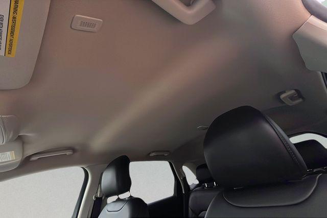 used 2019 Ford Edge car, priced at $17,000