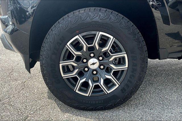 new 2025 Chevrolet Colorado car, priced at $44,165