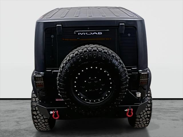 used 2015 Jeep Wrangler Unlimited car, priced at $20,875