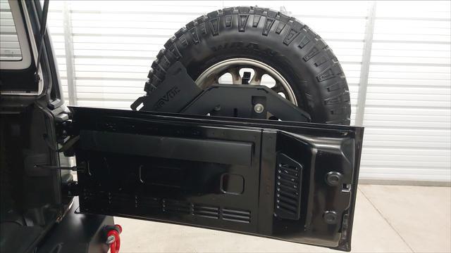 used 2015 Jeep Wrangler Unlimited car, priced at $20,875