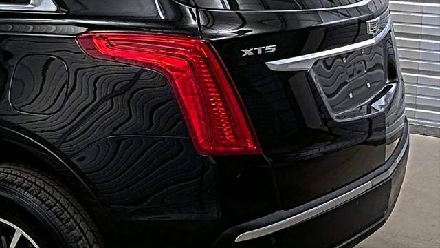 used 2019 Cadillac XT5 car, priced at $21,775