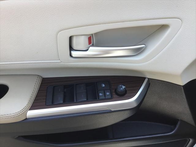 used 2024 Toyota Sienna car, priced at $44,999