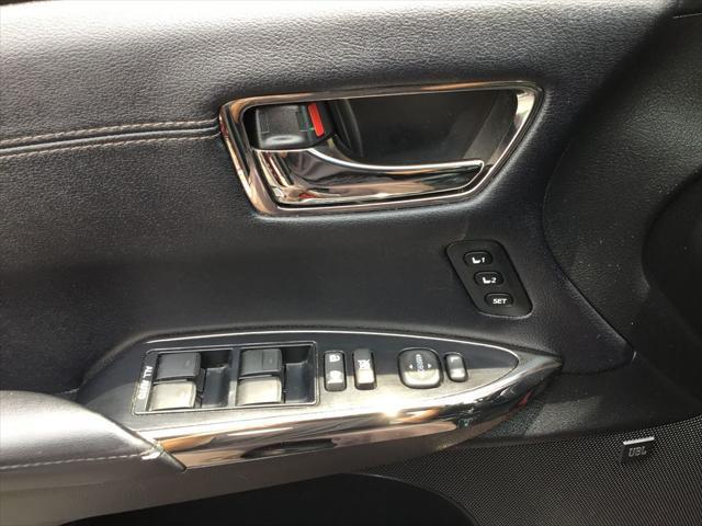 used 2016 Toyota Avalon Hybrid car, priced at $19,799