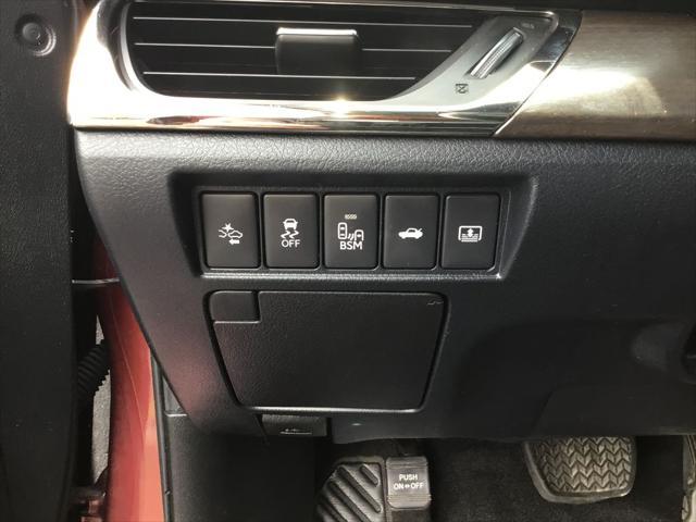used 2016 Toyota Avalon Hybrid car, priced at $19,799