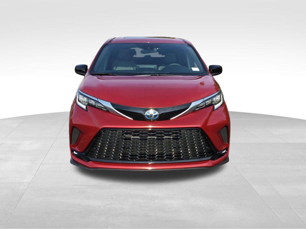 used 2024 Toyota Sienna car, priced at $47,999