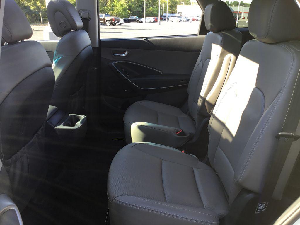 used 2018 Hyundai Santa Fe car, priced at $20,877