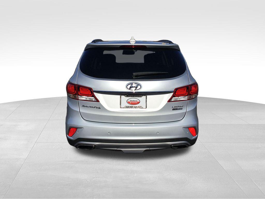 used 2018 Hyundai Santa Fe car, priced at $20,877