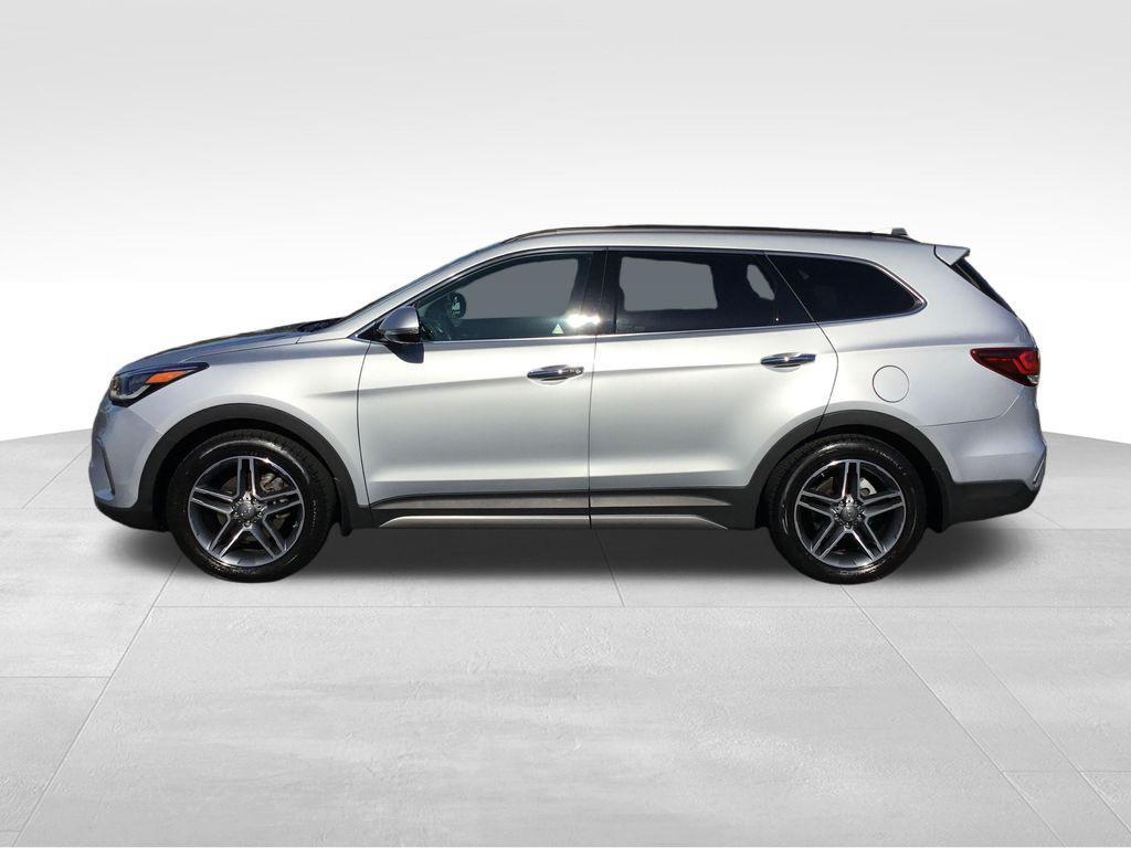 used 2018 Hyundai Santa Fe car, priced at $20,877