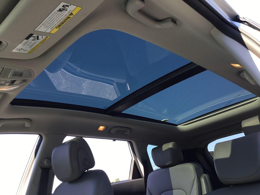 used 2018 Hyundai Santa Fe car, priced at $20,877