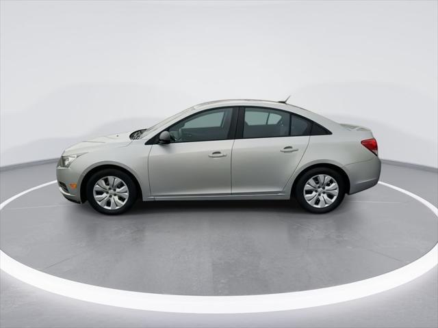 used 2014 Chevrolet Cruze car, priced at $6,499