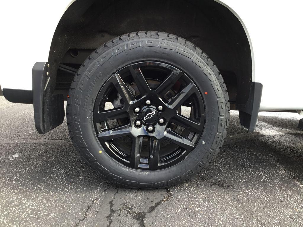 used 2024 Chevrolet Silverado 1500 car, priced at $42,399