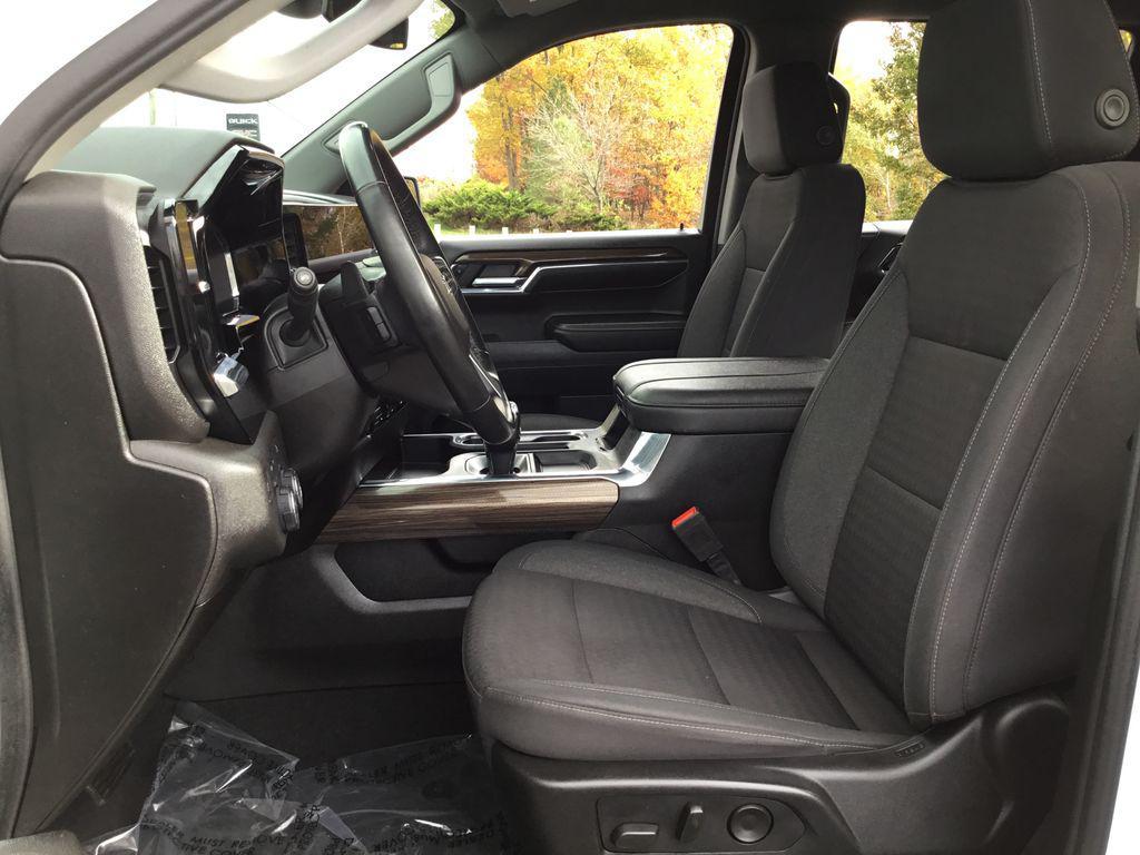 used 2024 Chevrolet Silverado 1500 car, priced at $42,399