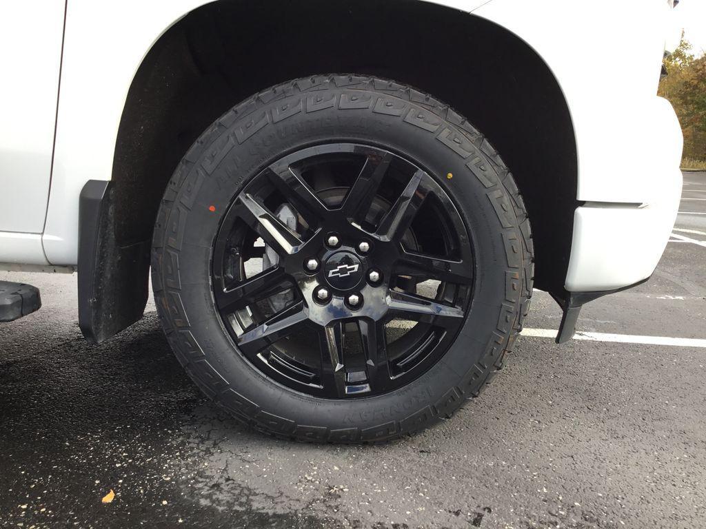 used 2024 Chevrolet Silverado 1500 car, priced at $42,399