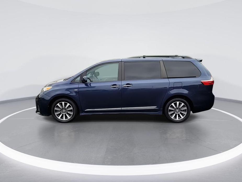 used 2018 Toyota Sienna car, priced at $29,997