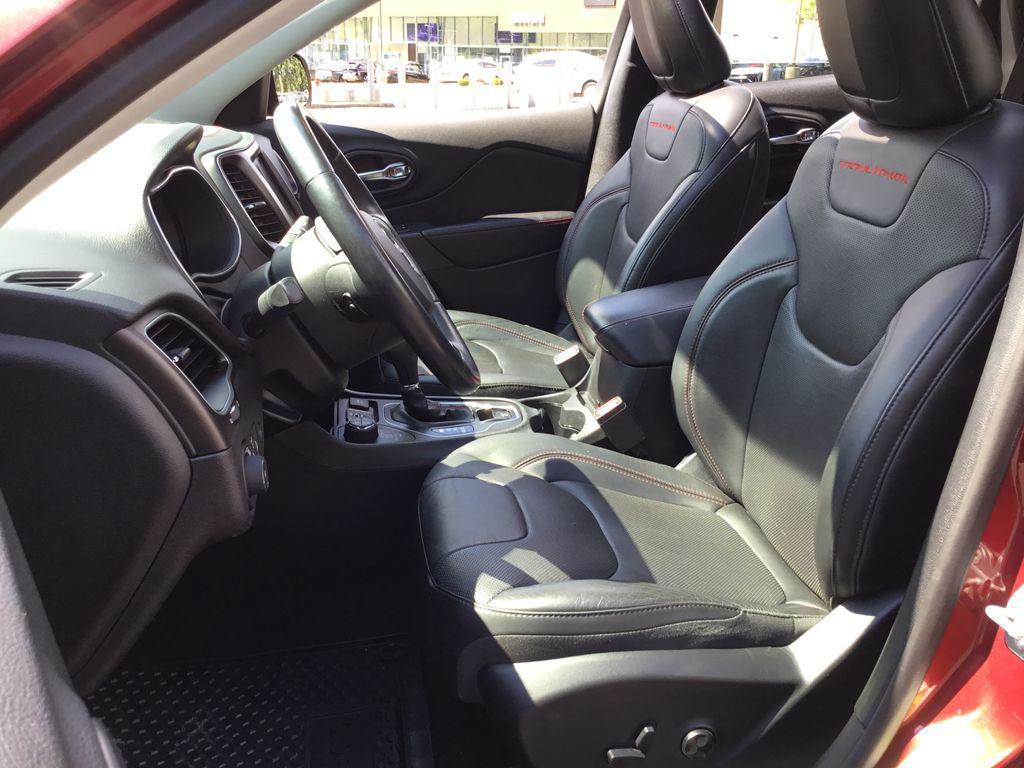 used 2019 Jeep Cherokee car, priced at $21,499