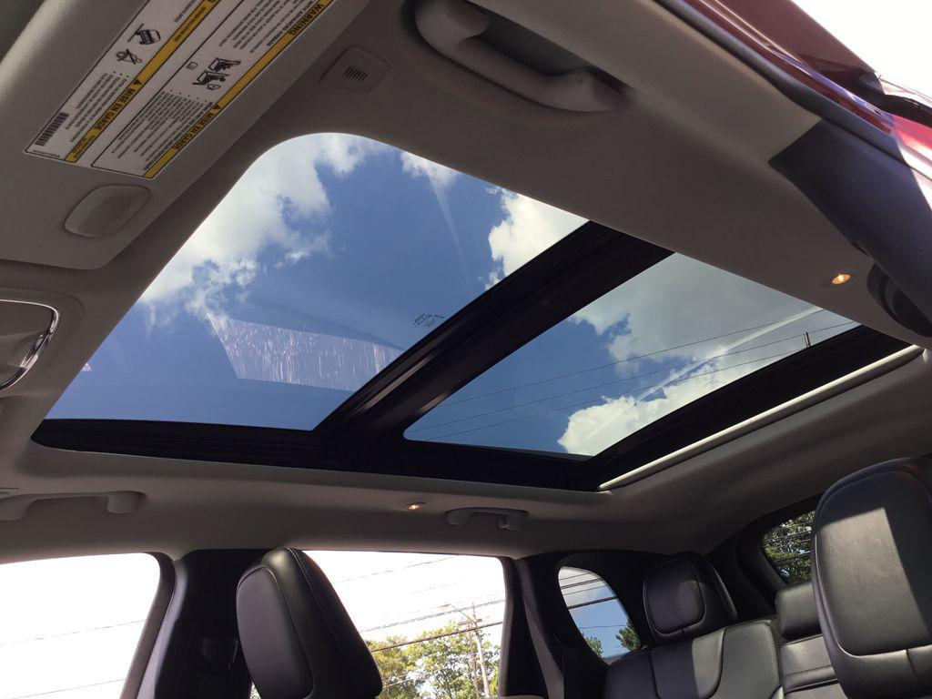 used 2019 Jeep Cherokee car, priced at $21,499