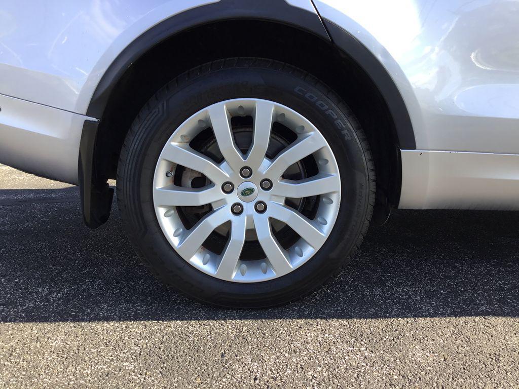 used 2020 Land Rover Discovery car, priced at $17,999