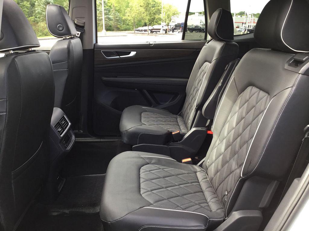 used 2024 Volkswagen Atlas car, priced at $41,899