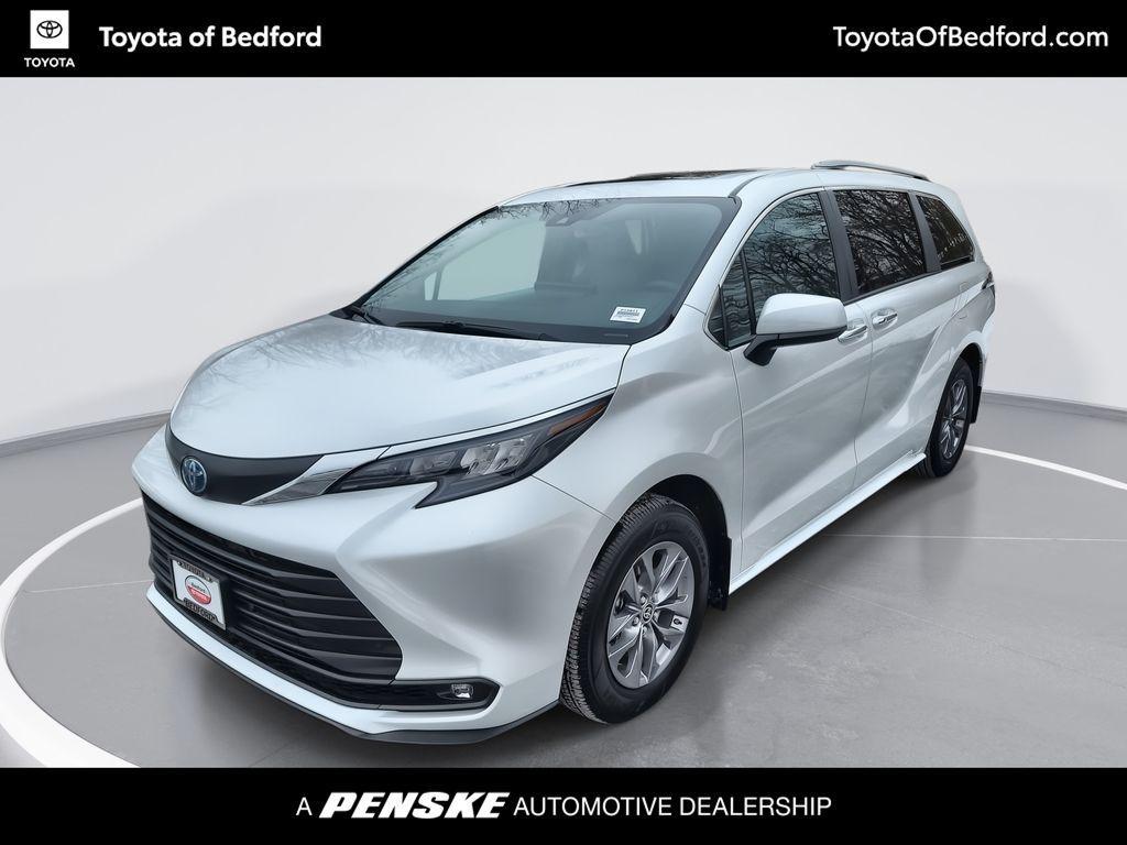 used 2025 Toyota Sienna car, priced at $53,977