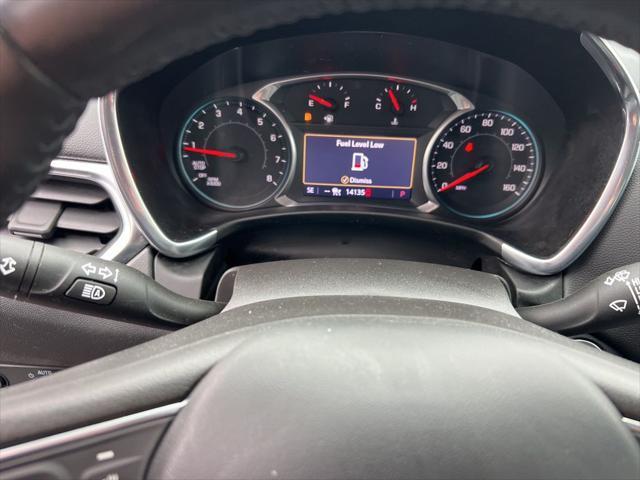 used 2022 Chevrolet Equinox car, priced at $22,999
