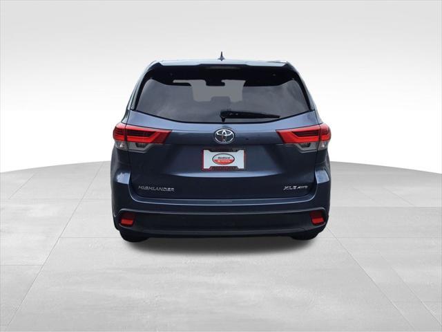 used 2019 Toyota Highlander car, priced at $22,999