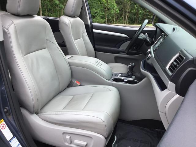 used 2019 Toyota Highlander car, priced at $22,999